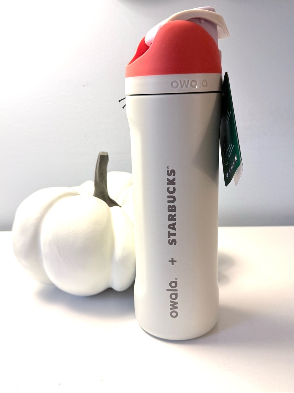 NWT, Starbucks x Owala 2026 PSL Freesip Water Bottle